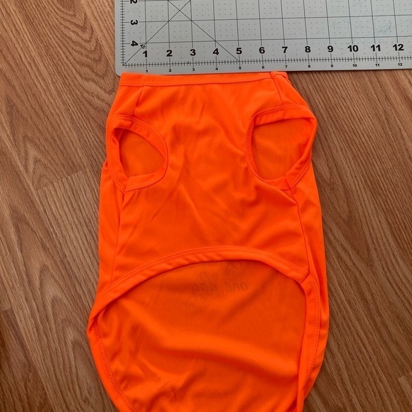 Price drop … NWOT Lightweight Material Dog (Puppy) Shirt with Saying - Picture 6 of 7